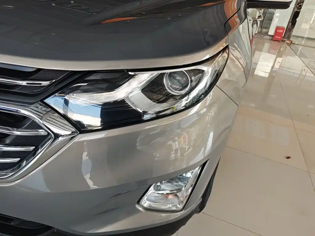 Chevrolet Equinox — миниатюра 24