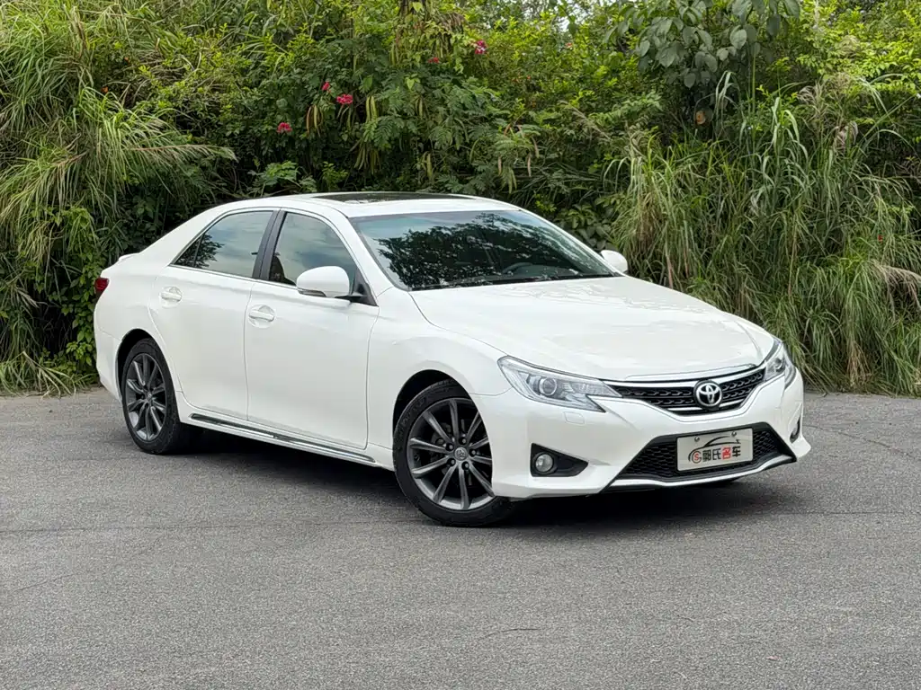 Toyota Reiz 2013 2.5V