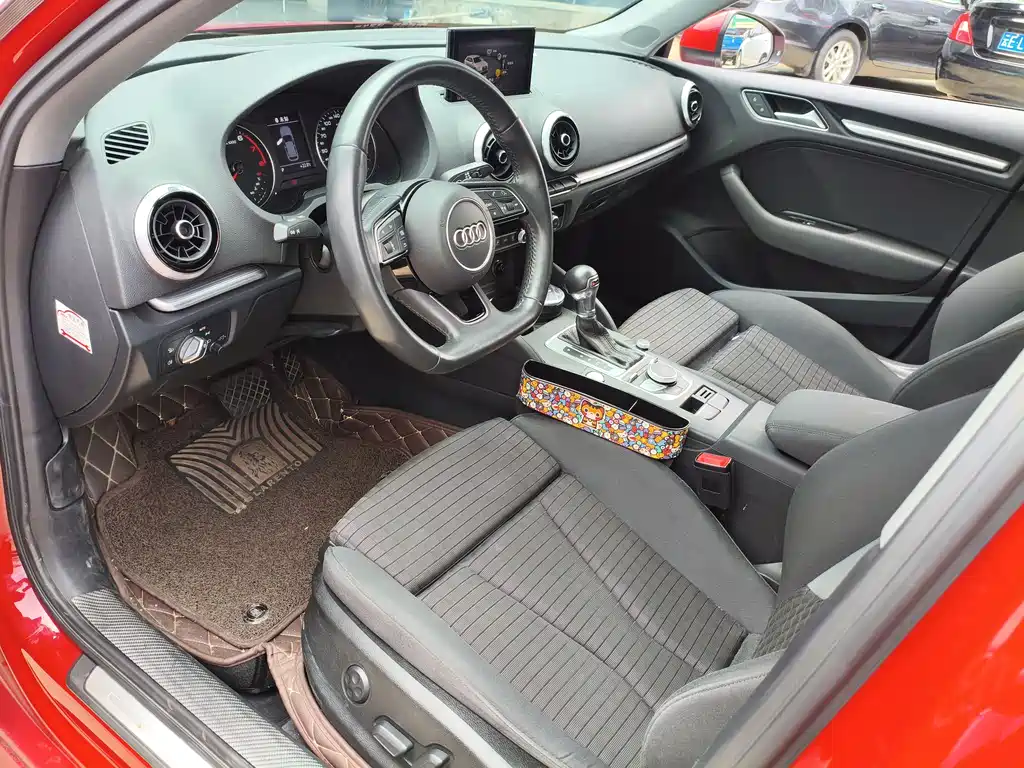 Audi A3 2019 Sportback 35 TFSI Sport VI