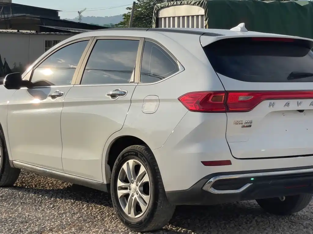 Haval M6 — миниатюра 6