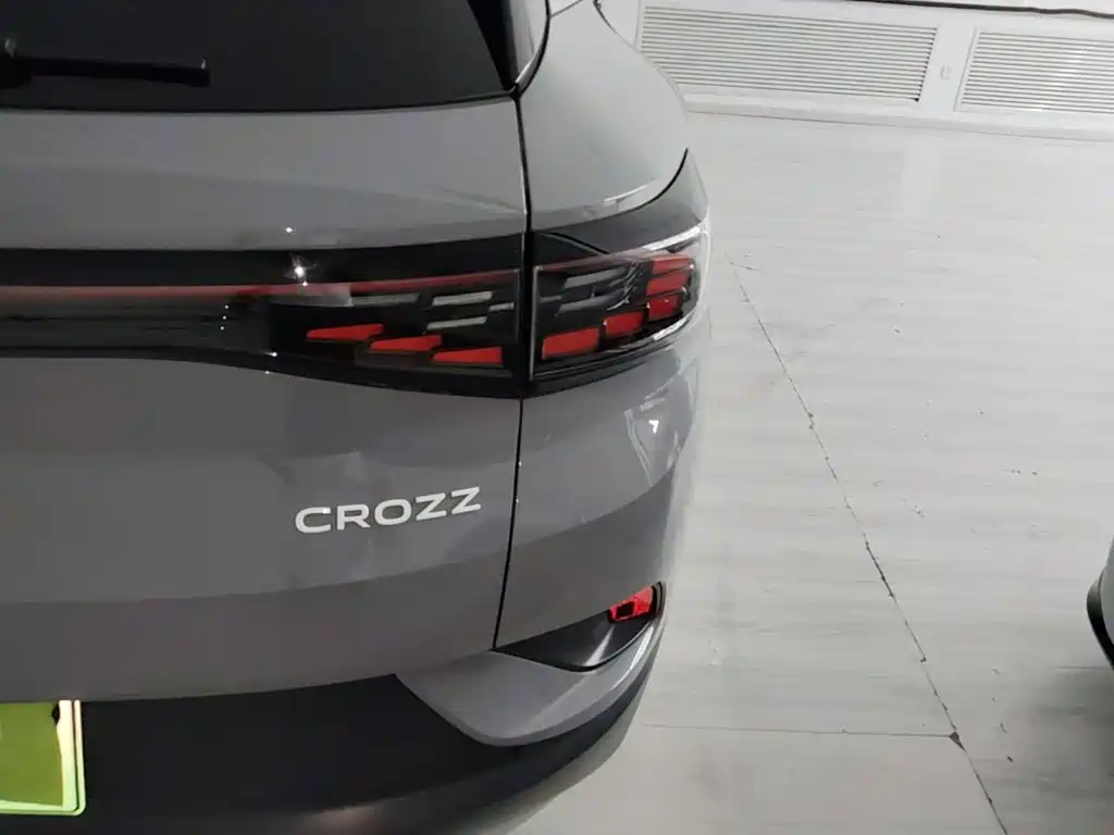 Volkswagen ID.4 Crozz — миниатюра 8