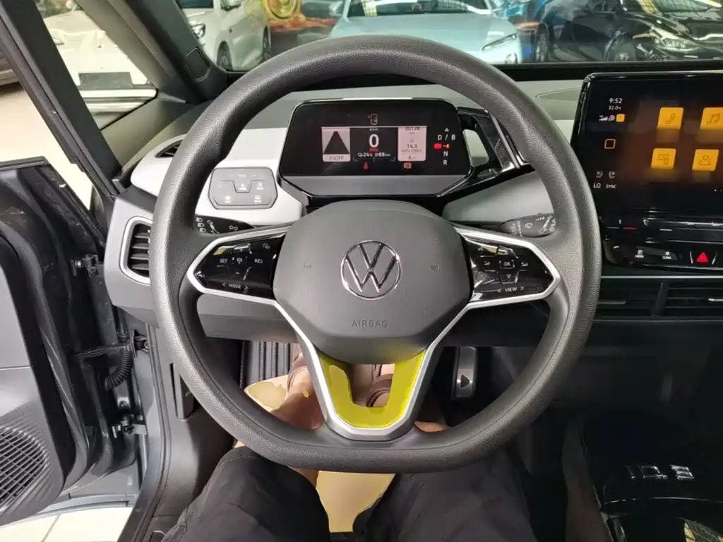 Volkswagen ID.3 — миниатюра 11