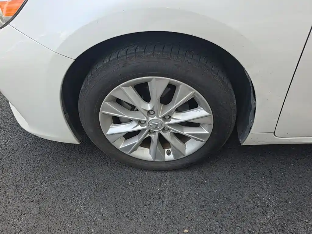 Lexus ES — миниатюра 23