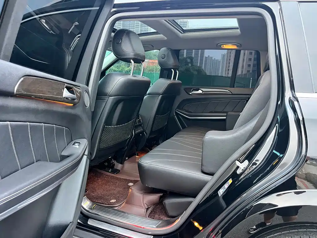 Mercedes-Benz GL-Class — миниатюра 15