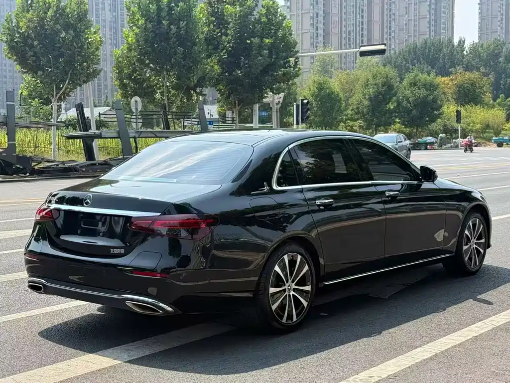 Mercedes-Benz E-Class New Energy — миниатюра 17