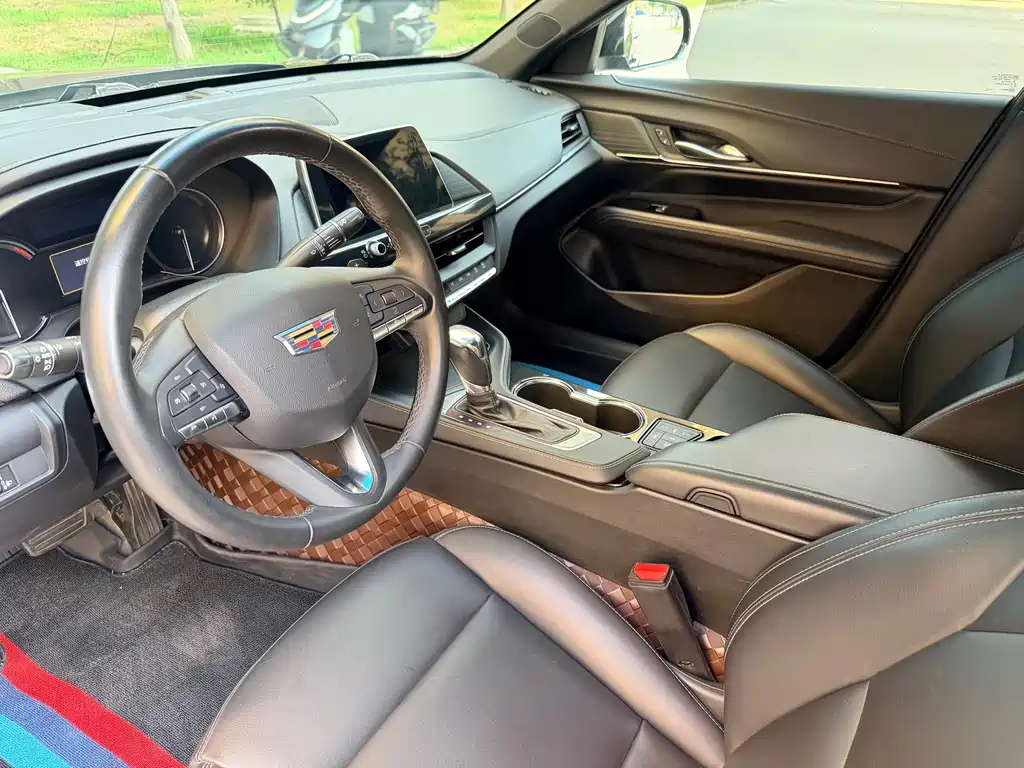 Cadillac CT4 — миниатюра 7