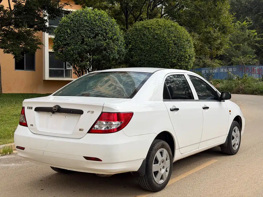 BYD F3 — миниатюра 4