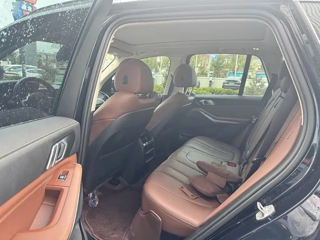 BMW X5 (Import) — миниатюра 9