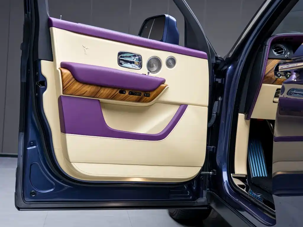 Rolls-Royce Cullinan — миниатюра 8