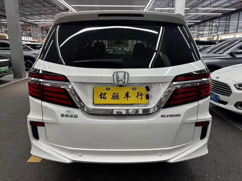 Honda Elysion — миниатюра 7