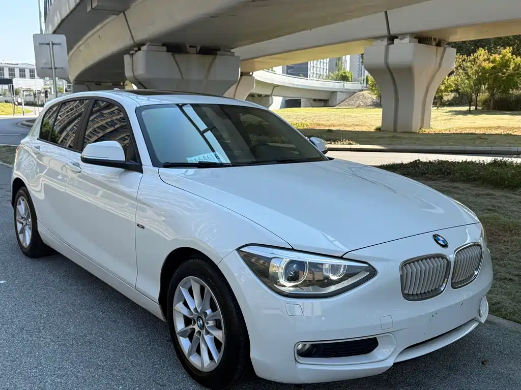 BMW 1 Series (Import) — миниатюра 8