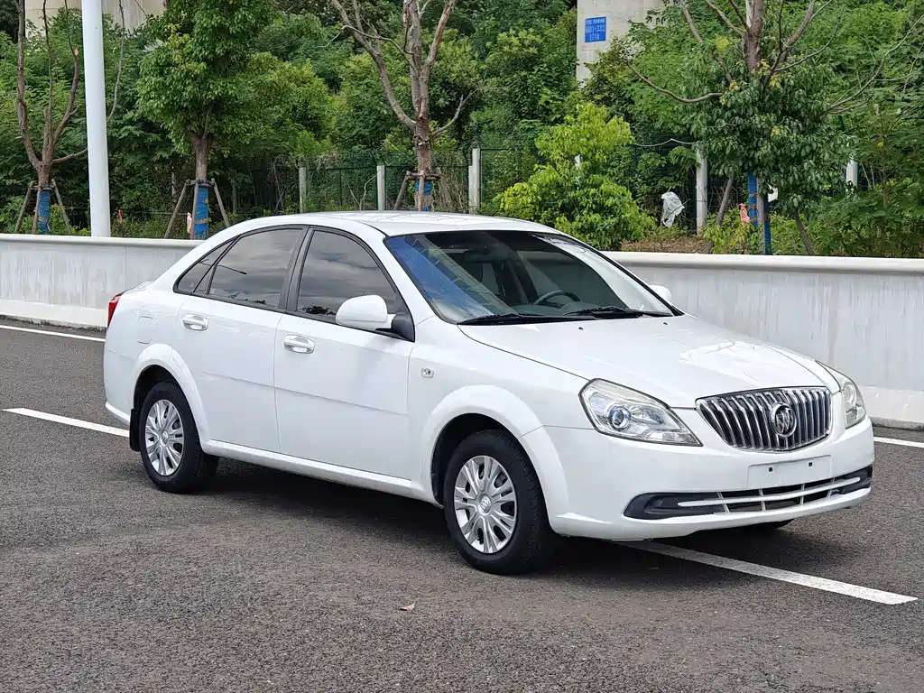 Buick Excelle — миниатюра 3