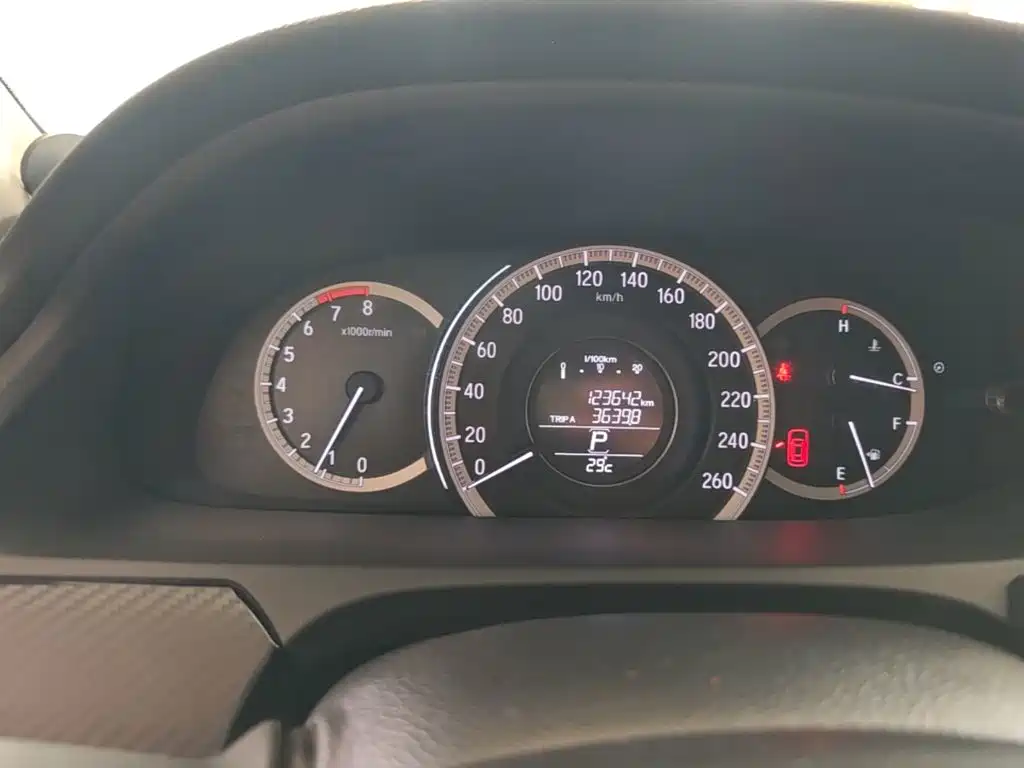 Honda Accord — миниатюра 12
