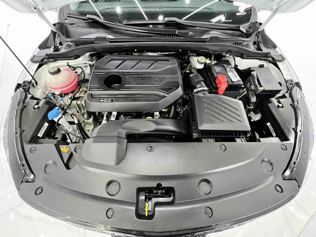 Geely Emgrand L — миниатюра 20