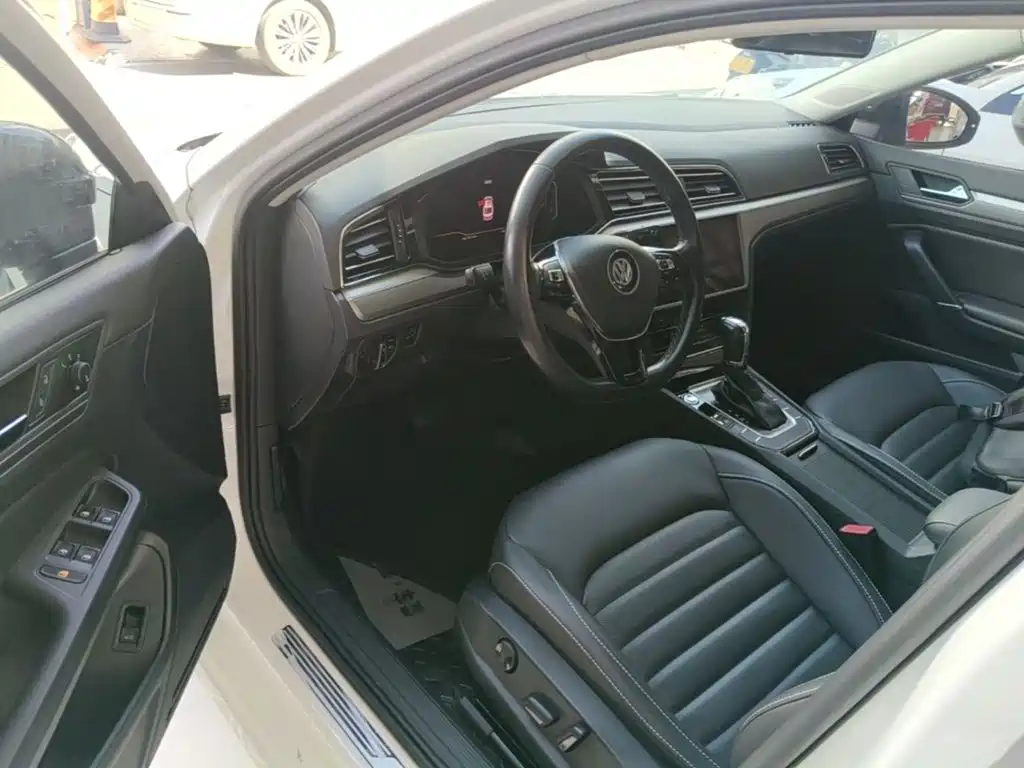 Volkswagen Lamando — миниатюра 16