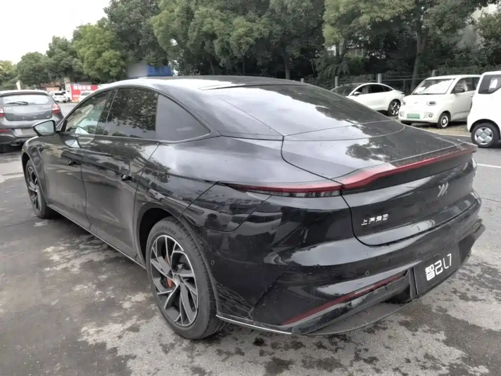 IM Motors L7 2022 Dynamic