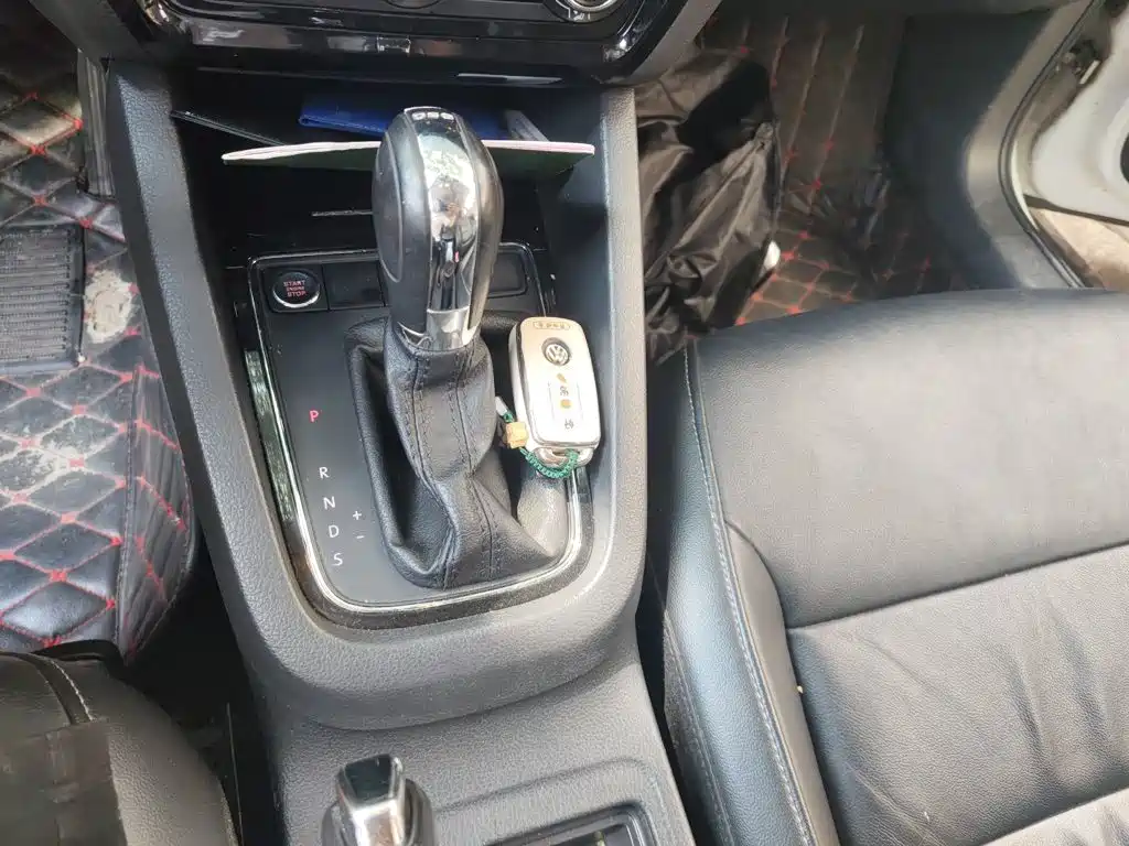 Volkswagen Sagitar — миниатюра 15