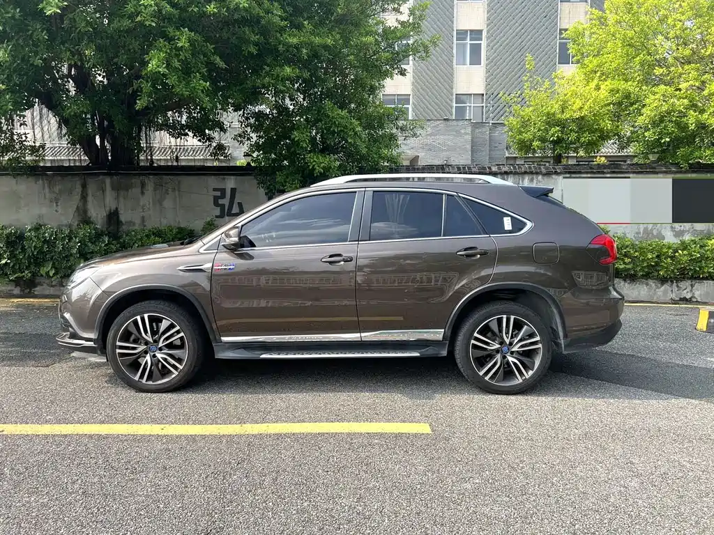 BYD Tang New Energy — миниатюра 7