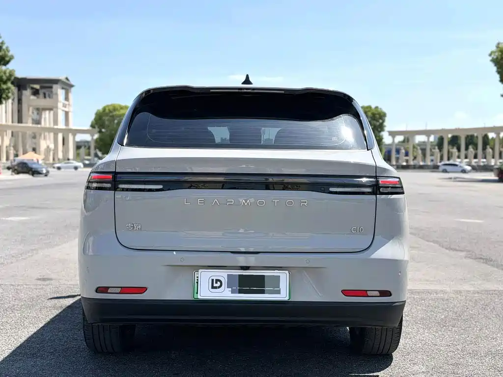 Leapmotor Leapmotor C10 — миниатюра 11
