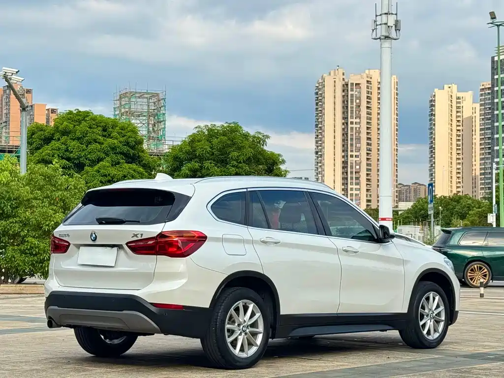 BMW X1 — миниатюра 9