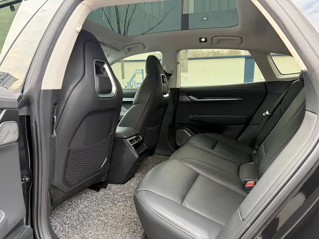 ZEEKR EXTREME KRYPTON 001