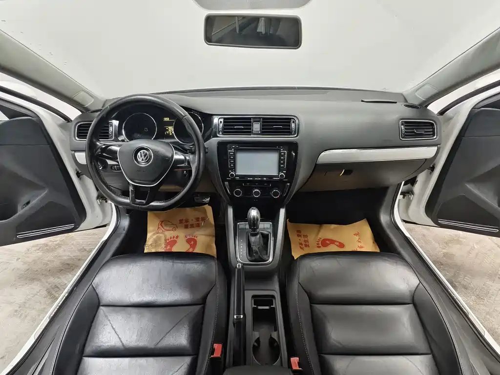 Volkswagen Sagitar — миниатюра 9