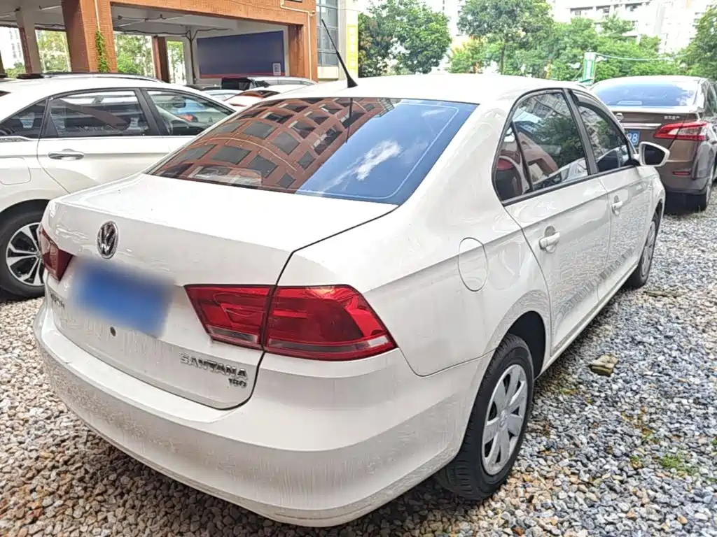 Volkswagen Santana — миниатюра 7