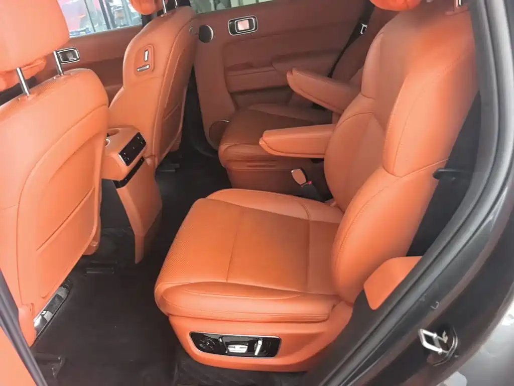 Li Auto Li L8 — миниатюра 17