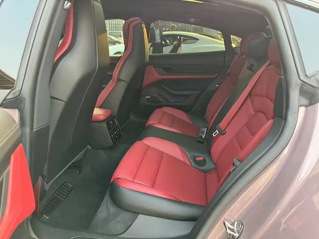 Porsche Taycan 2020 Taycan