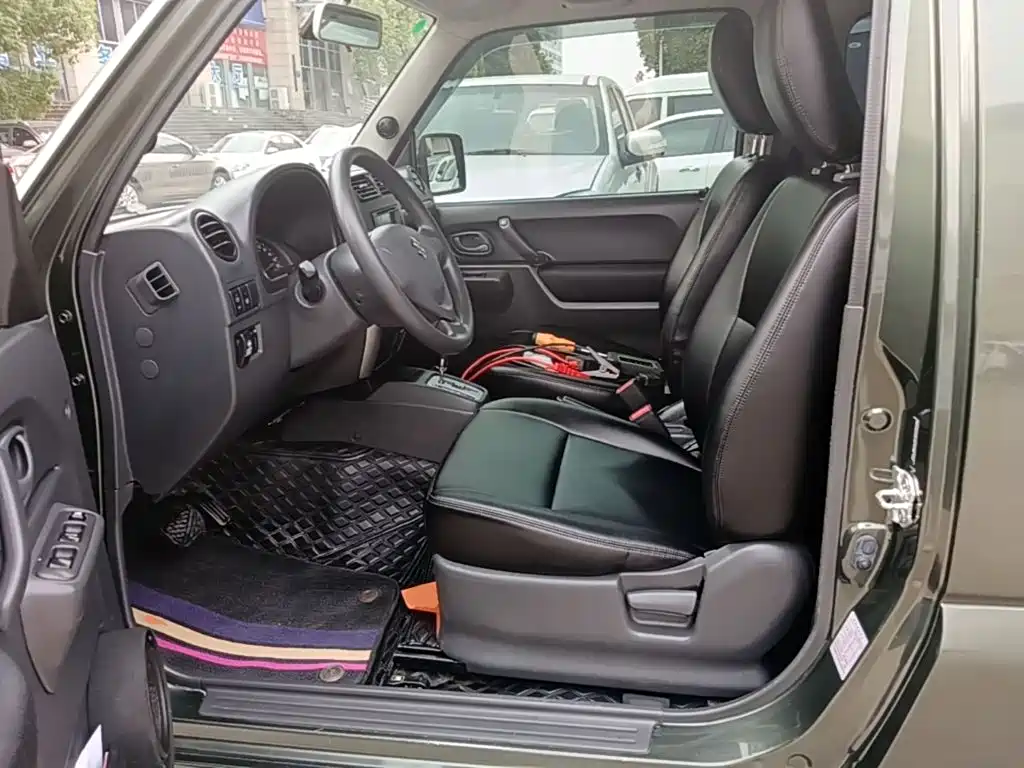 Suzuki Jimny — миниатюра 15