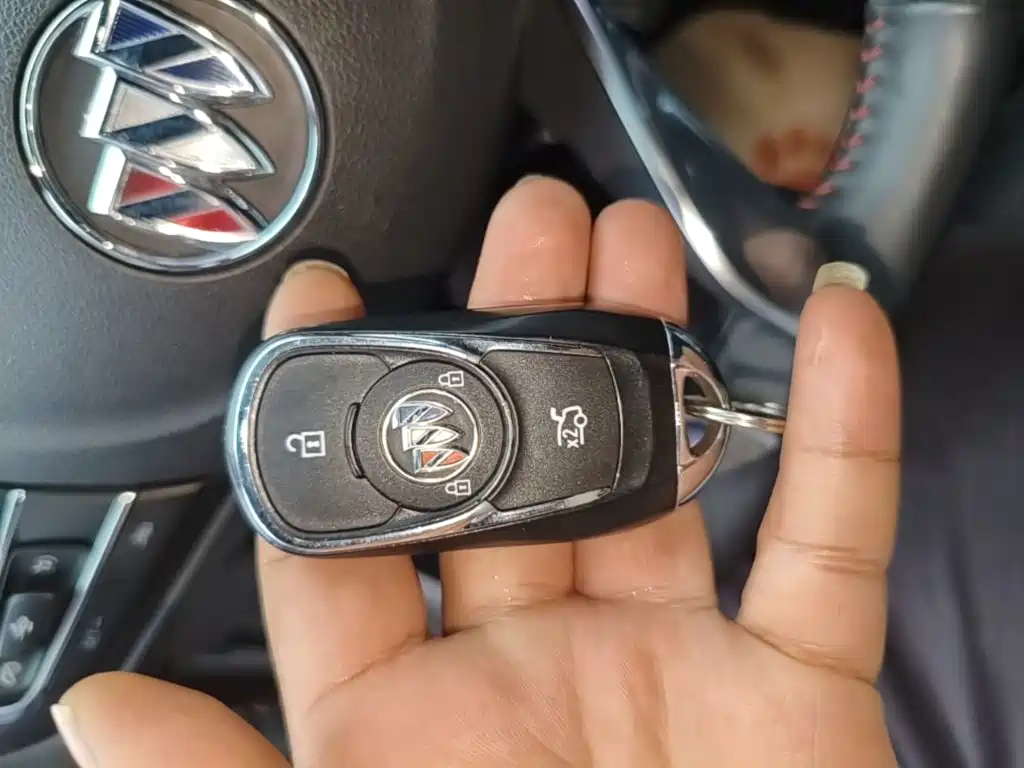 Buick Verano — миниатюра 9