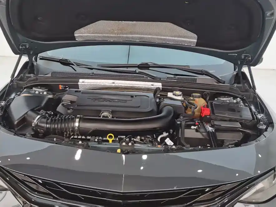 Chevrolet Malibu XL — миниатюра 7
