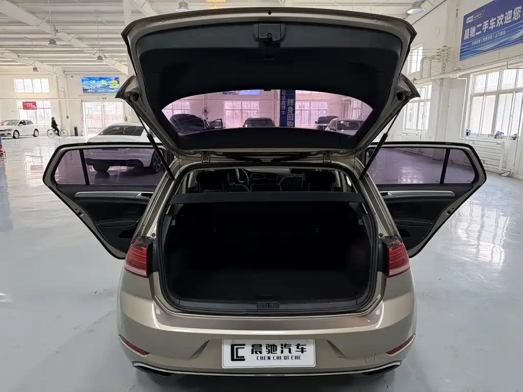 Volkswagen Golf — миниатюра 16