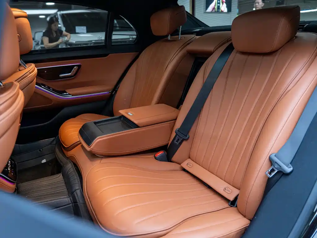 Mercedes-Benz S-Class — миниатюра 20