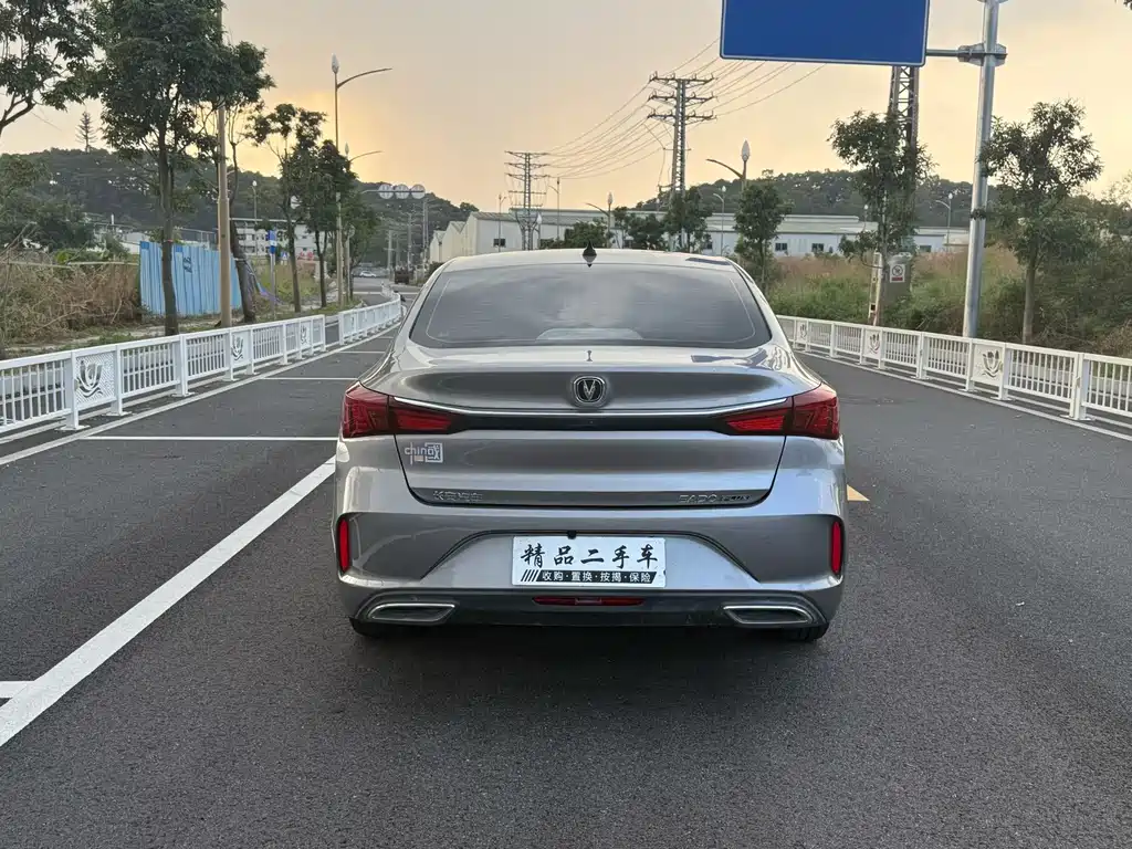 Changan Eado — миниатюра 5