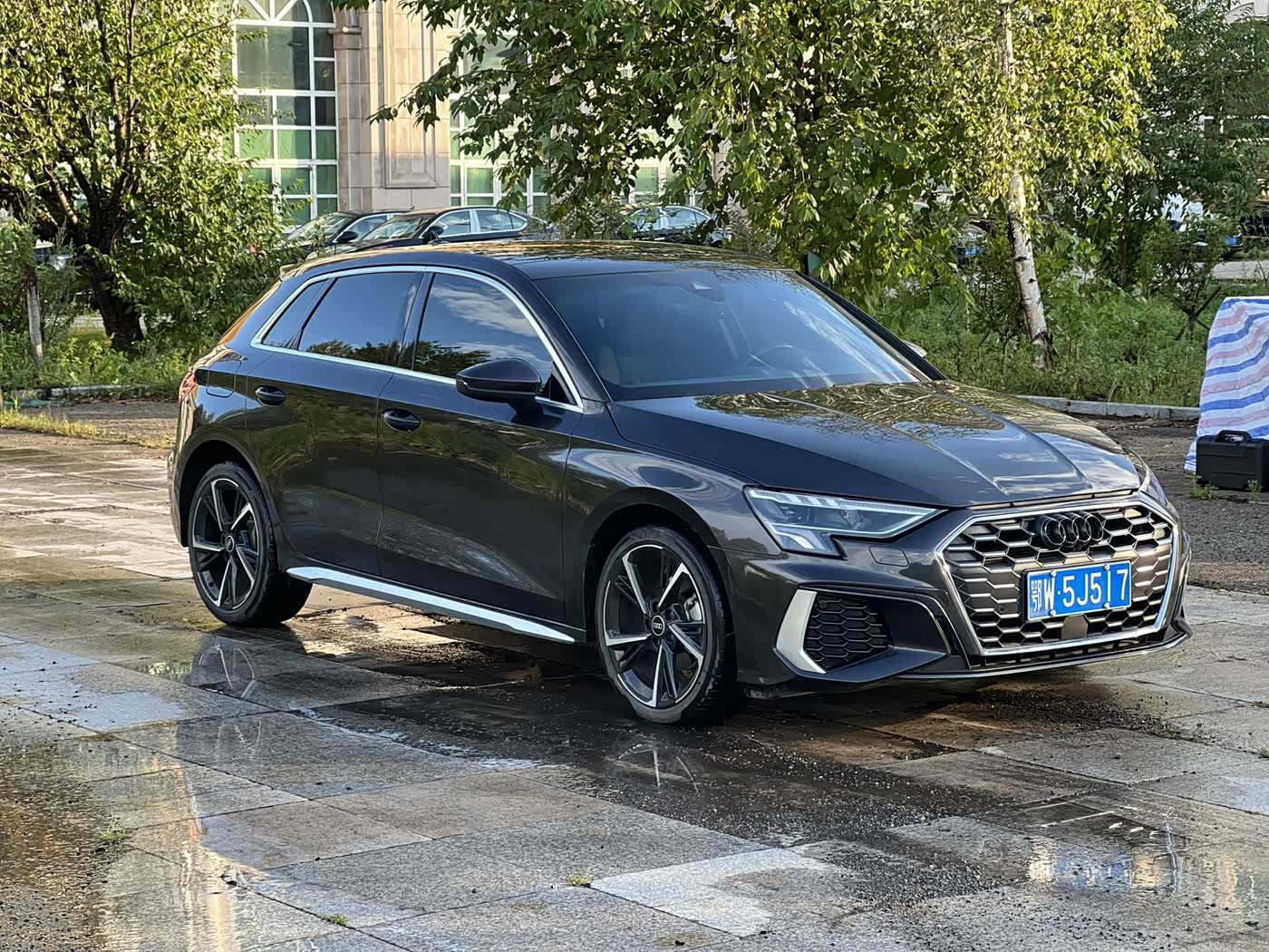 Audi A3 1.4 л 2022 г. Серебристо-серый, пробег 42000 км