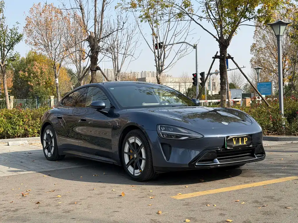 XIAOMI CAR XIAOMI SU7