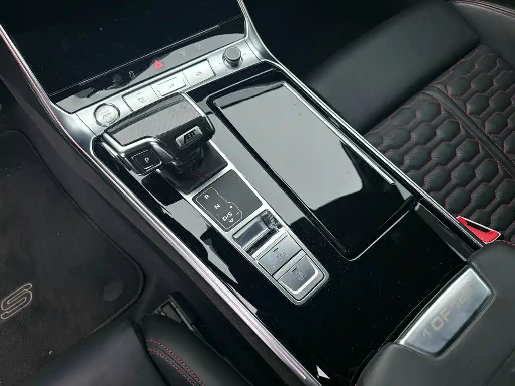 Audi RS 6 — миниатюра 11