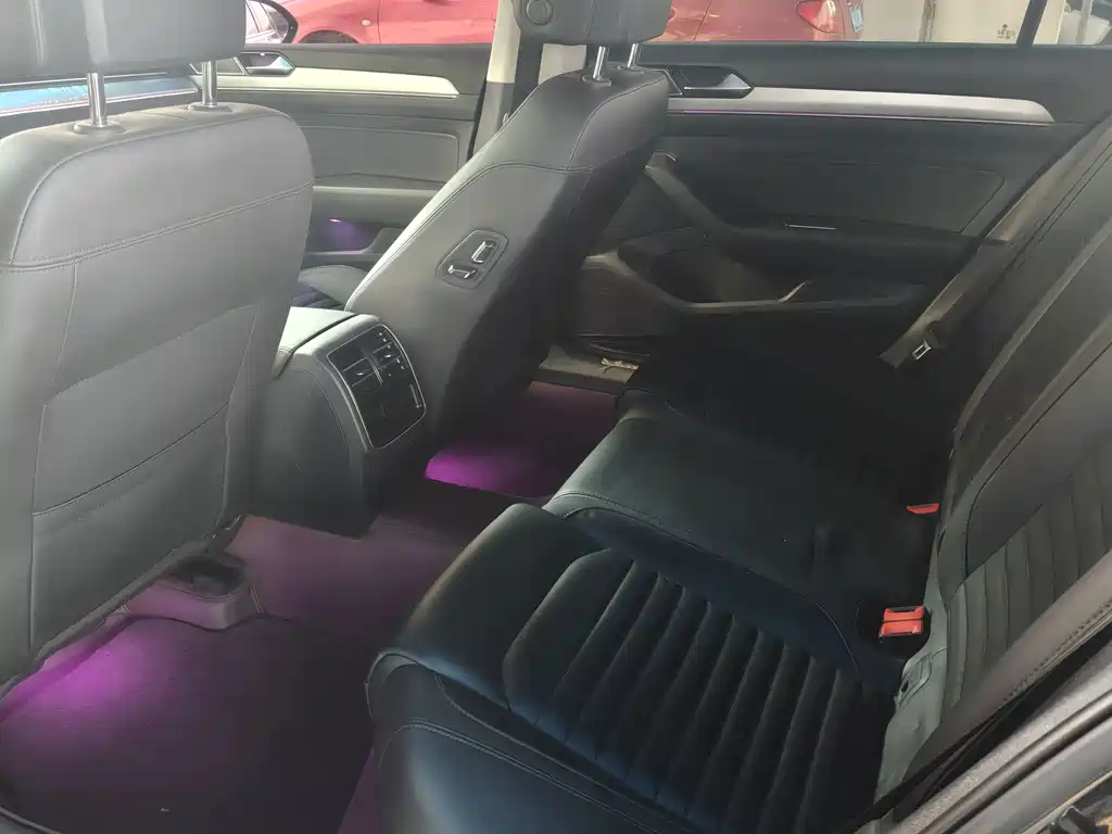 Volkswagen Magotan — миниатюра 6