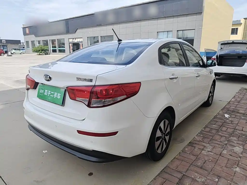 Kia K2 — миниатюра 7