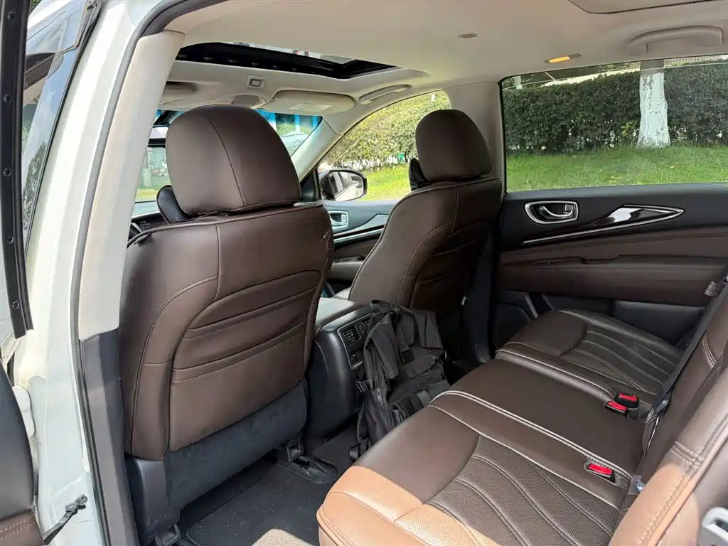 Infiniti QX60 2014 2.5 S/C Hybrid