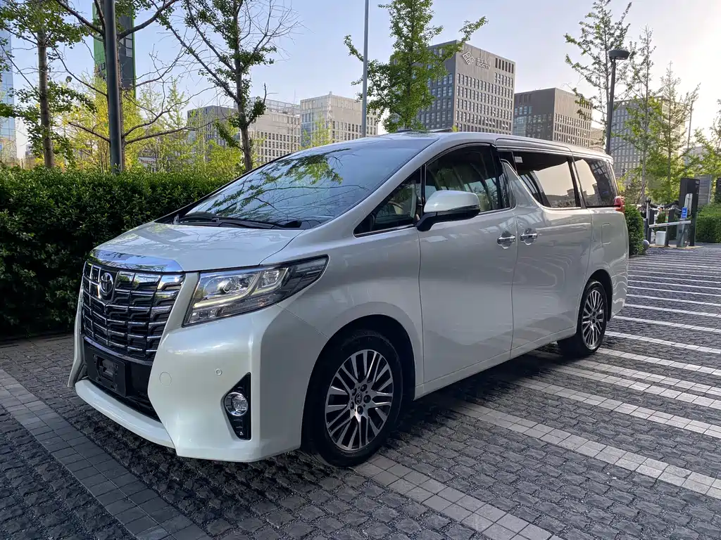 Toyota Alphard 2017