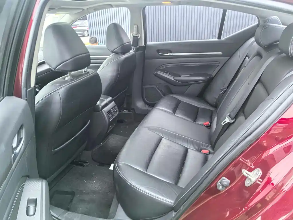 Nissan Teana — миниатюра 15