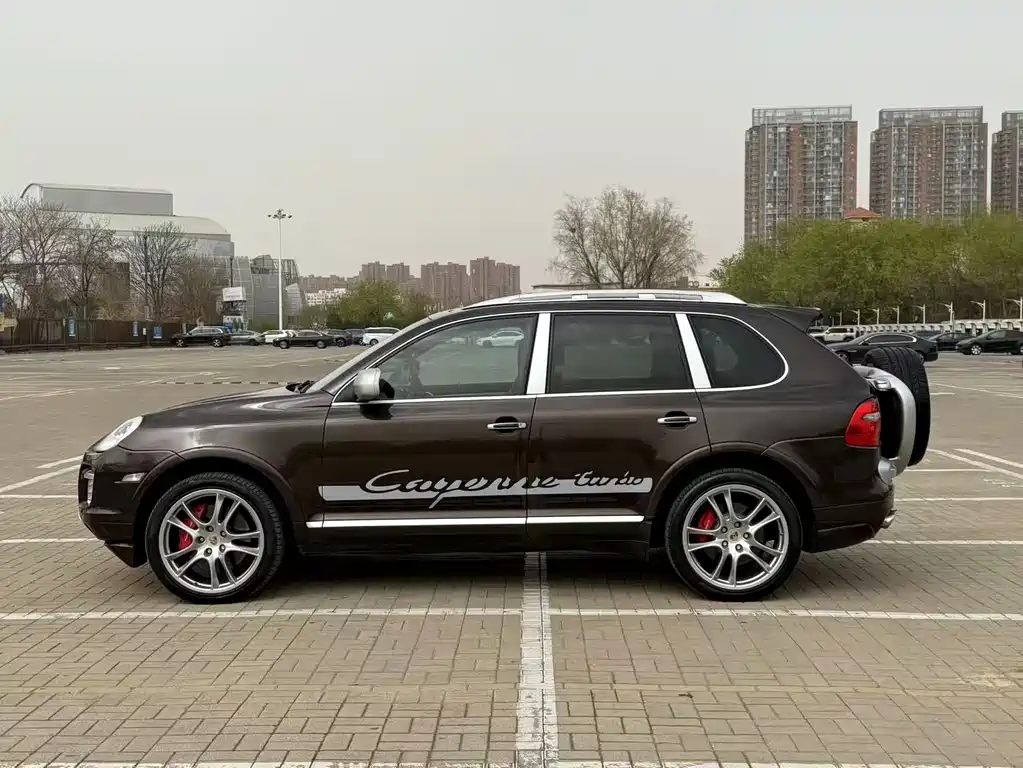 Porsche Cayenne 2009 Cayenne S Transsyberia 4.8L
