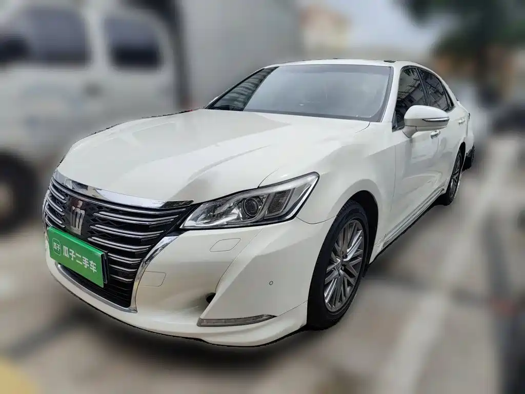 Toyota Crown 2017 2.0T Sport