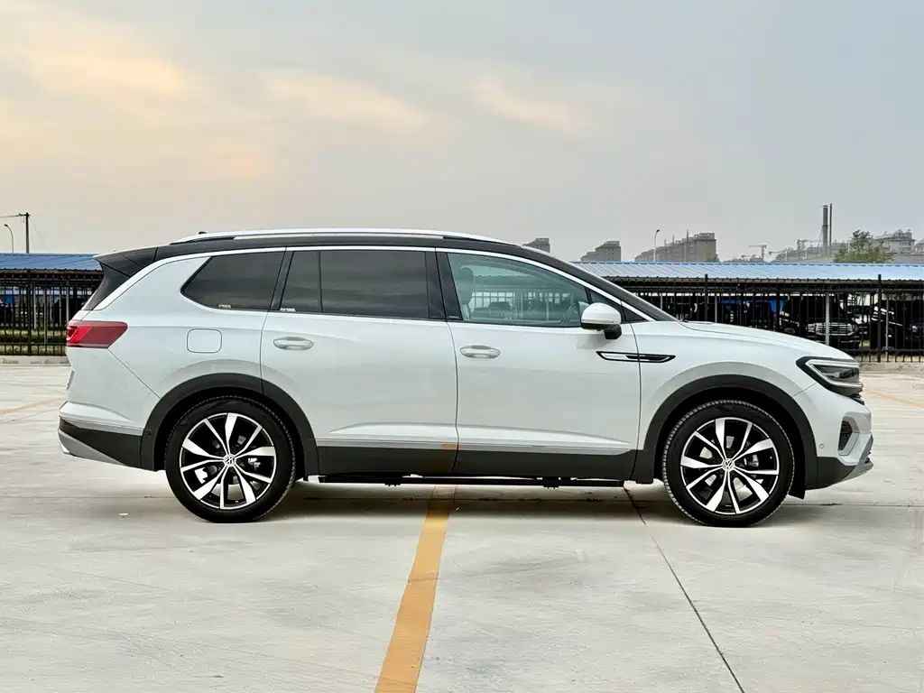 Volkswagen Talagon — миниатюра 4