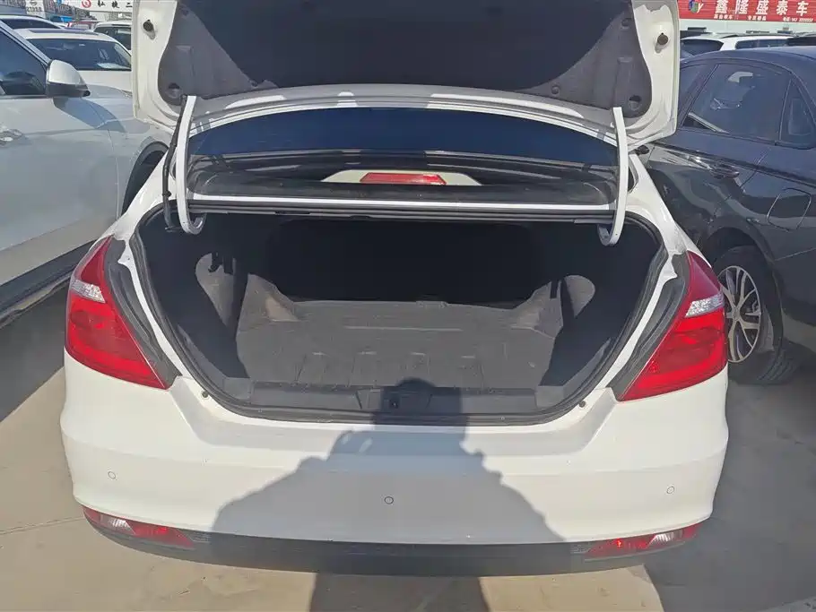 GEELY AUTOMOBILE EMGRAND