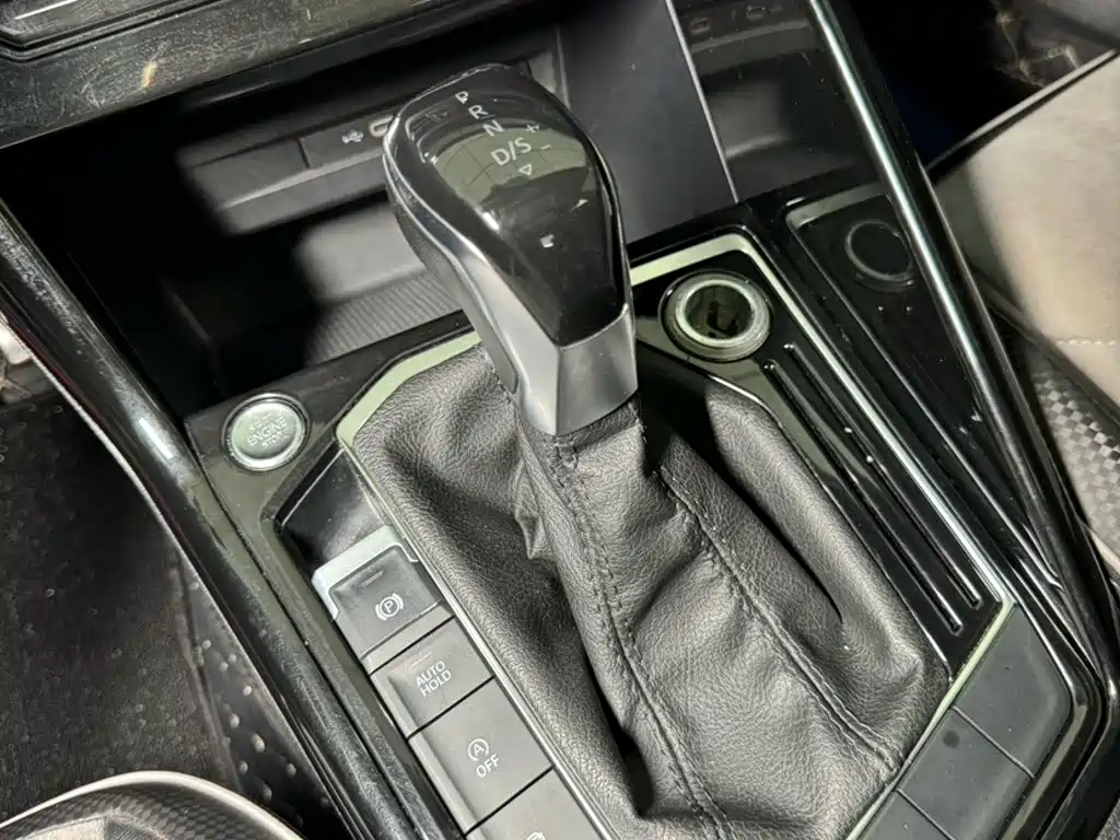 Volkswagen X — миниатюра 19