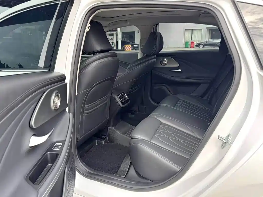 Chery Arrizo 8 8 2022 1.6T DCT