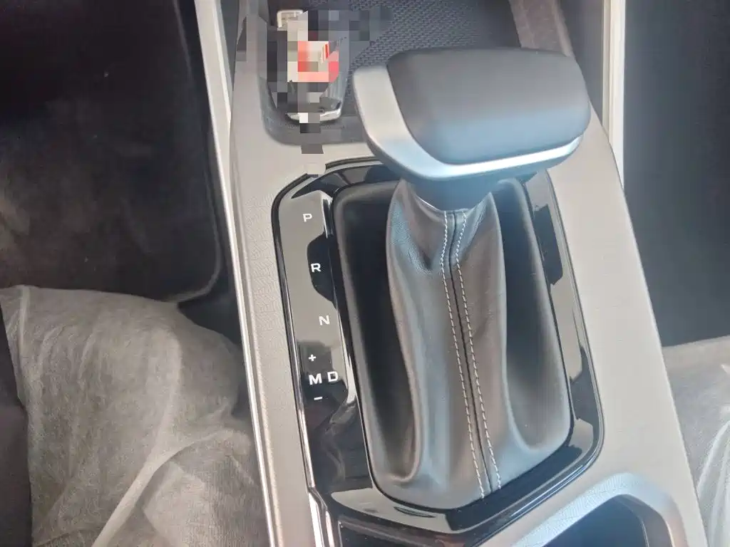 Geely Emgrand — миниатюра 15